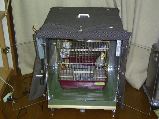 �A�N�����P�[�X�ɁA�ړ��p��ԂƂ��x�݃J�o�[